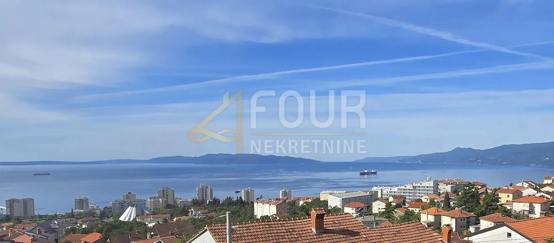 najam, rijeka, zamet, novouređen 3-sobni stan s db, terasa - slika 11