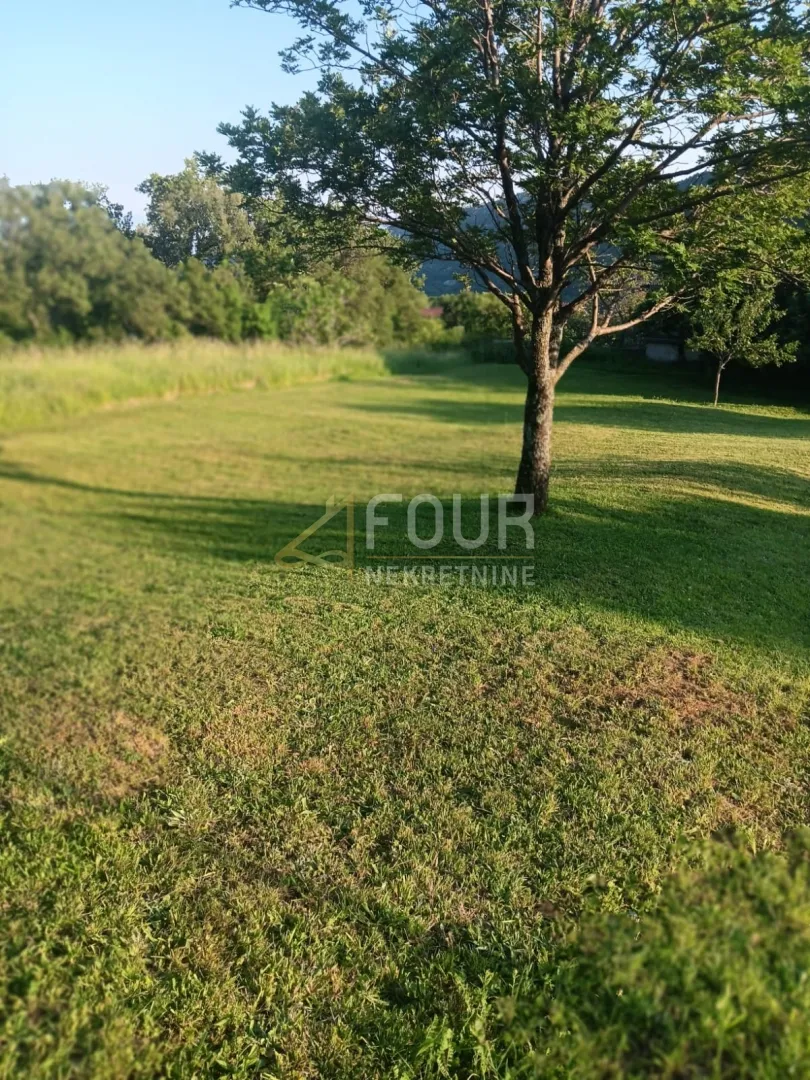 bribir, građevinsko zemljište 700m2 - slika 1