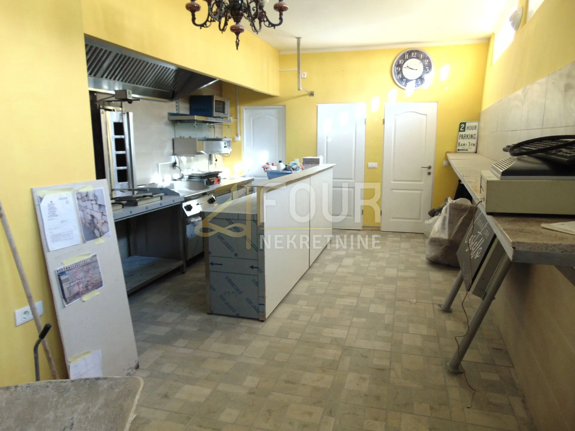 Istra, Pula, poslovni prostor, caffe bar + fast food