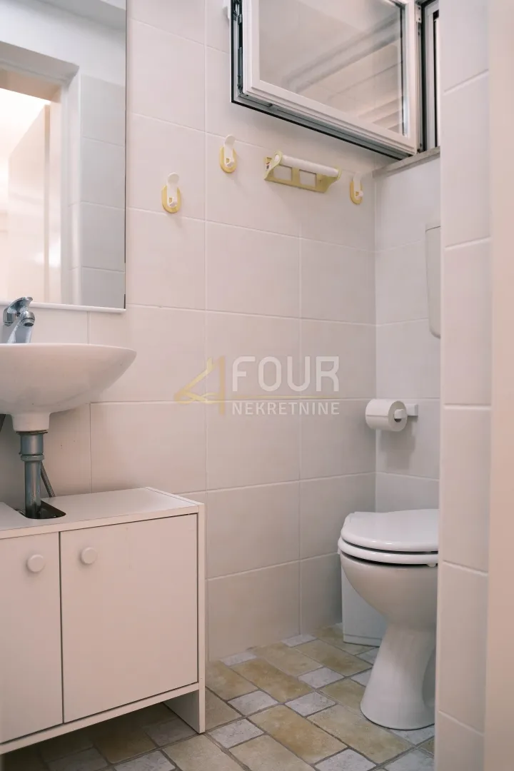 istra, pula - veruda, 212m2, 2 stana, terasa + balkon + okućnica + garaža - slika 20