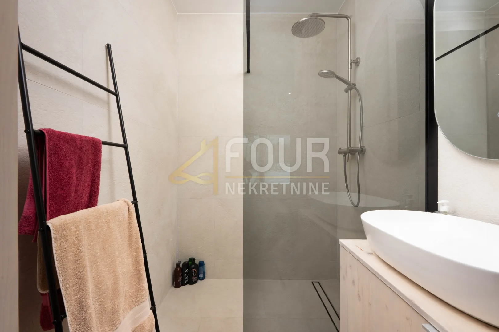 gorski kotar, ravna gora - centar, nova vila s 2 apartmana i bazenom - slika 21