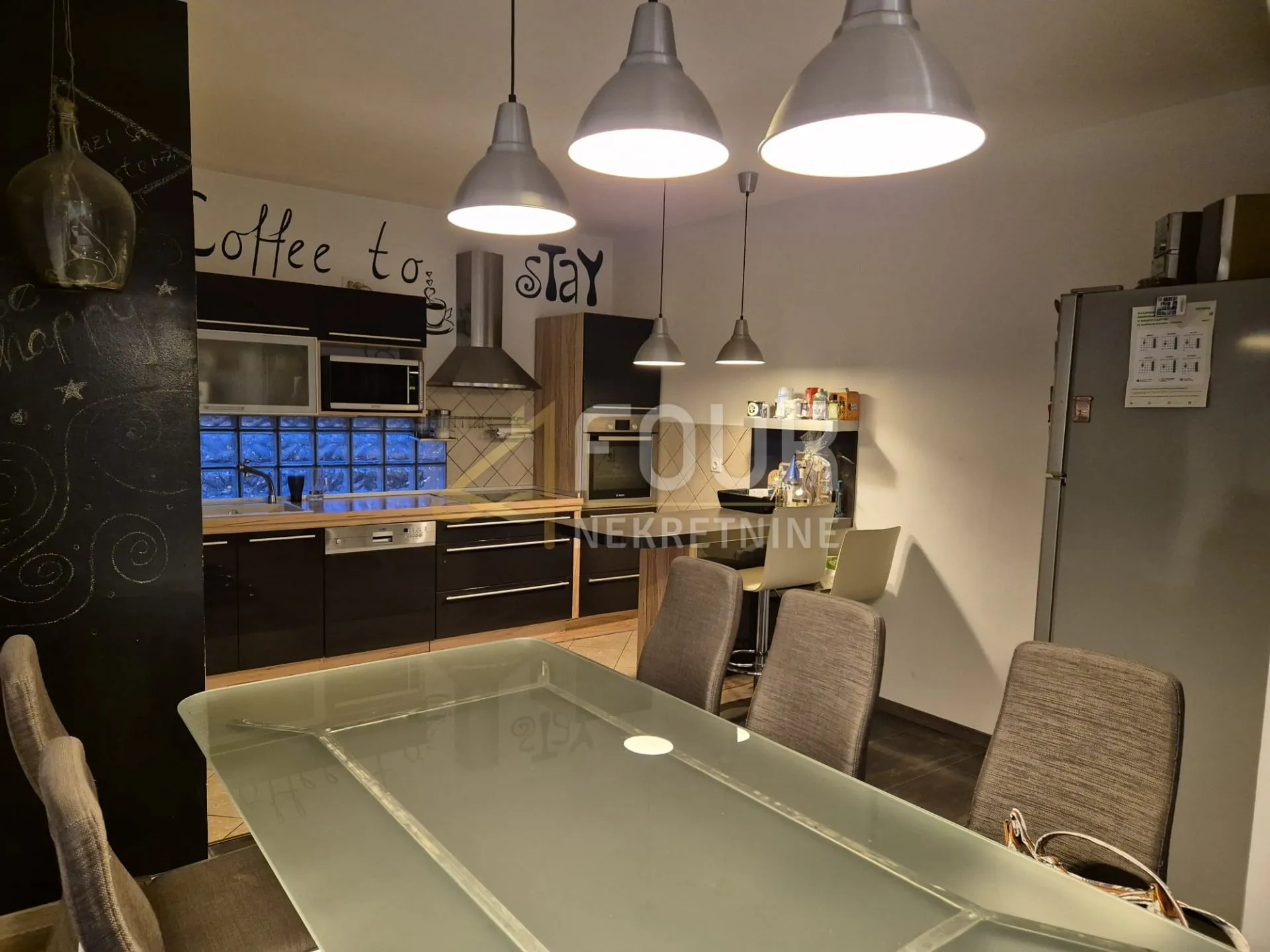 kastav, rešetari, kuća s 3 stana, 270m2, pogled na more - slika 4