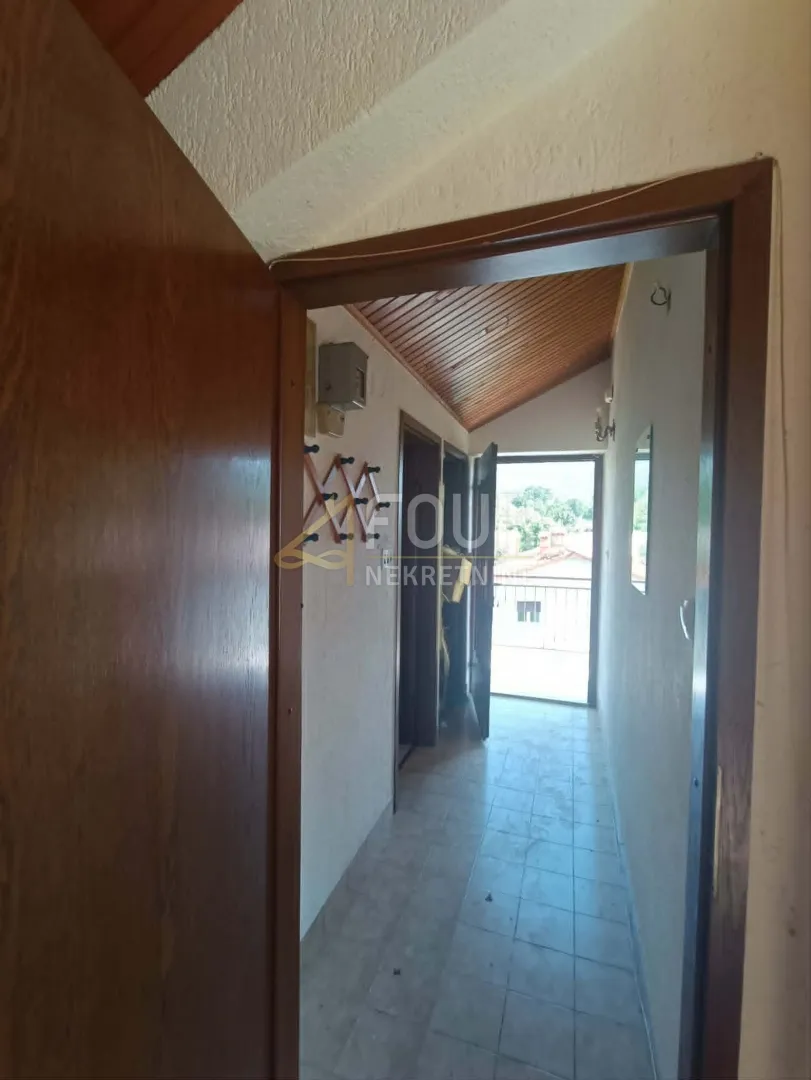 ika - oprić, 2 stana s okućnicama - slika 7