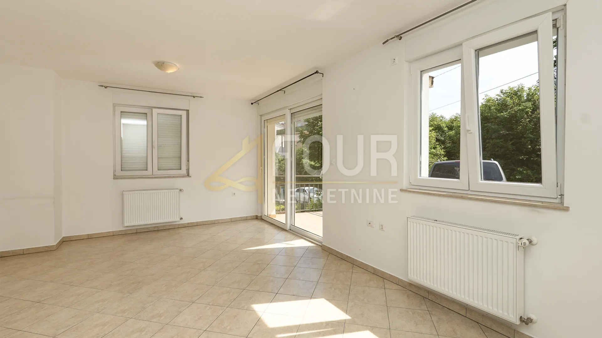 viškovo, 75.11m2, 2s+db, balkon, veliko spremište! - slika 2