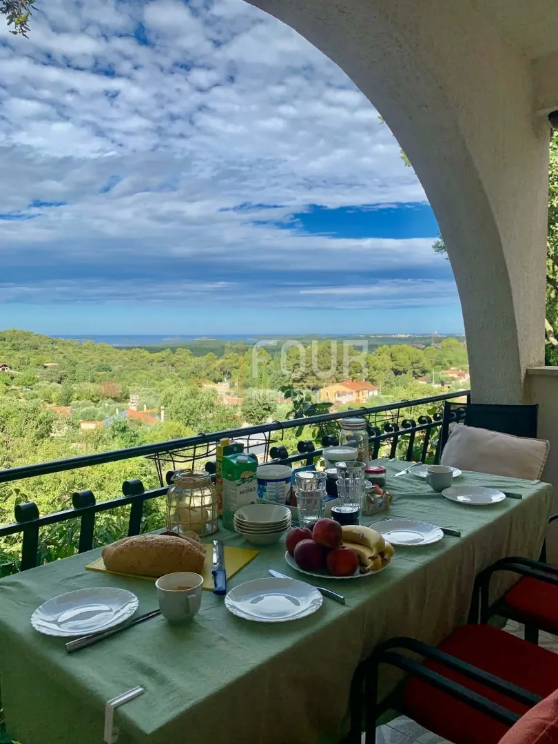 Istra, Rovinj, samostojeća katnica, 109m2, pogled na more