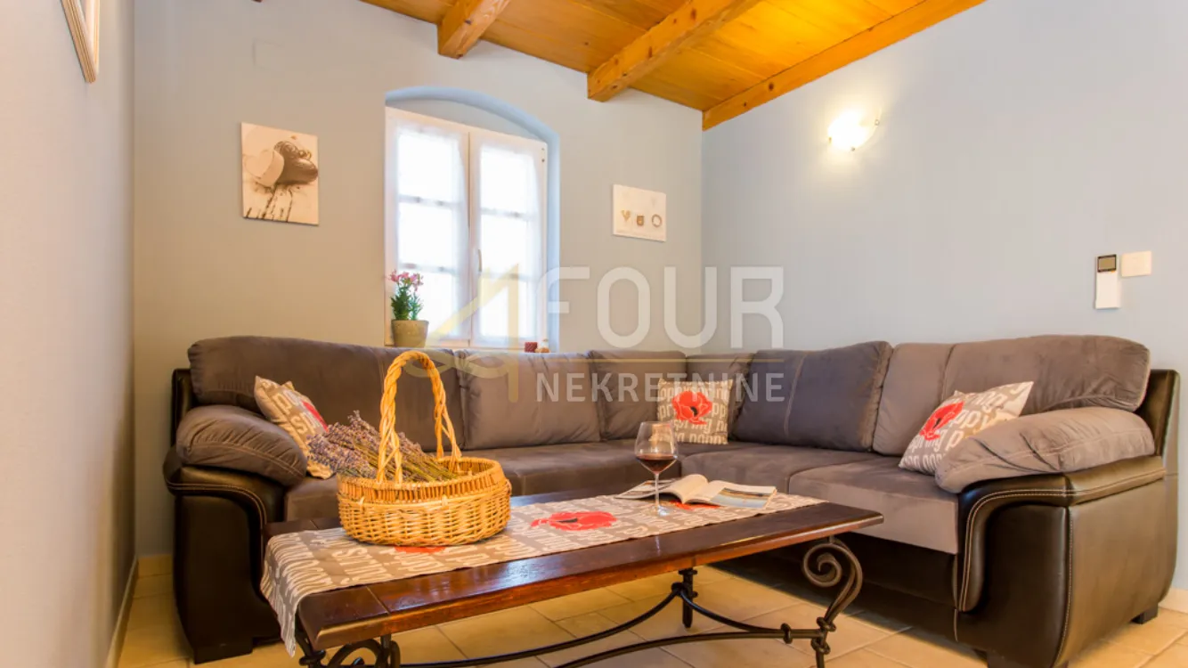 otok krk, dobrinj - okolica, kvalitetna vila s bazenom - slika 10