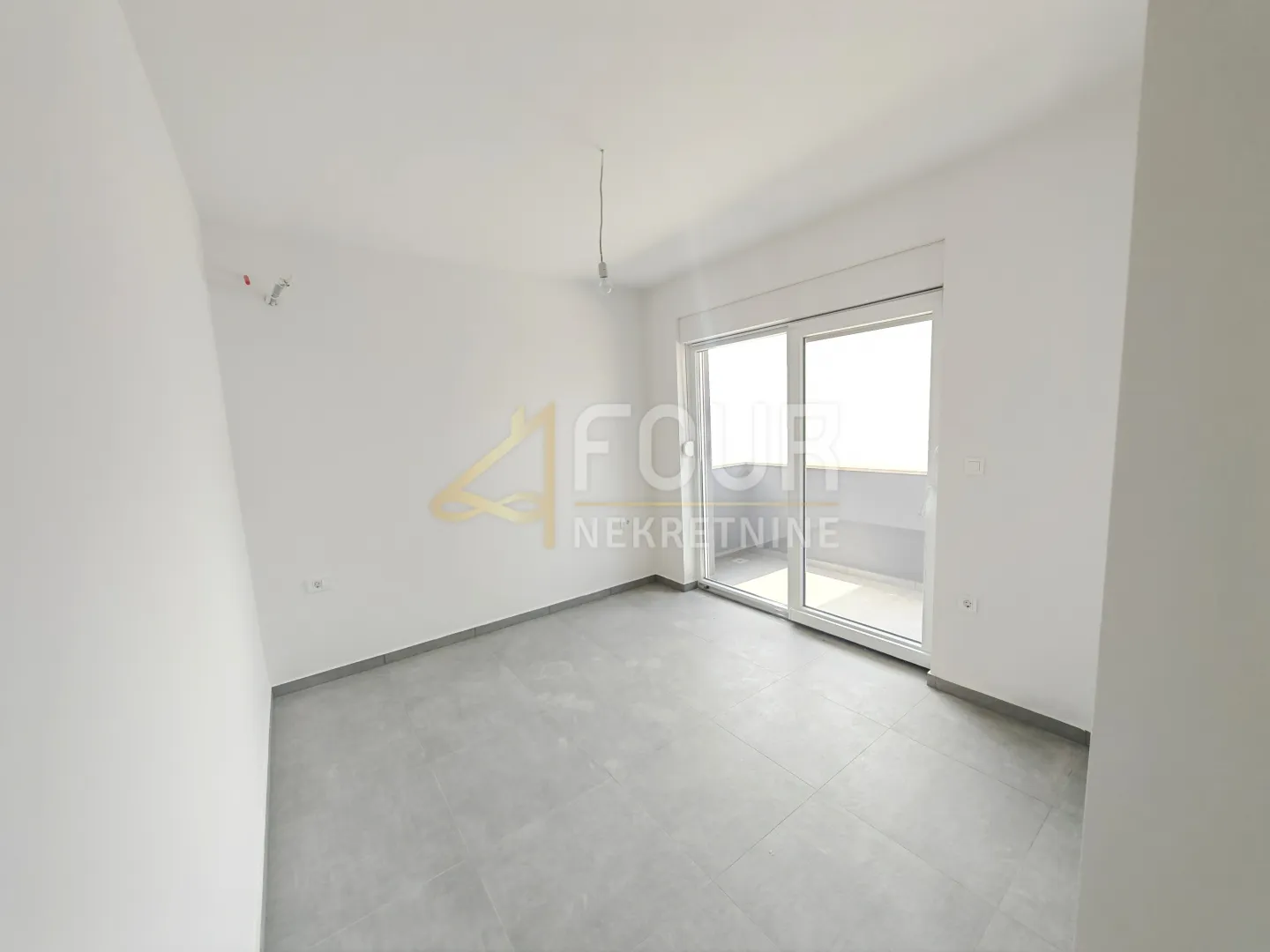 istra, pula - valdebek, novogradnja, 89.95m2, 3s+db, lođa - slika 3
