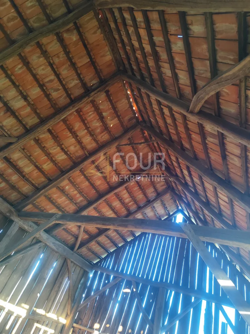karlovac, vukova gorica - okolica, drveni objekt na parceli 4.115m2 - slika 9