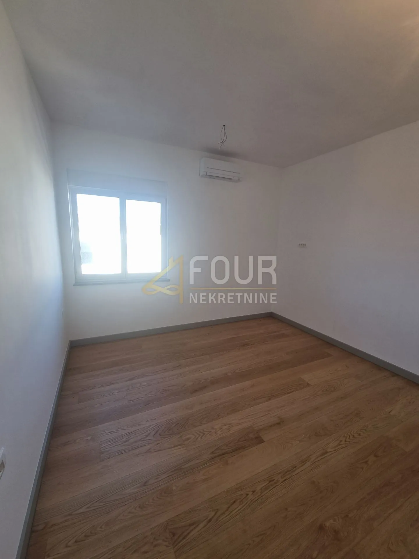 istra, banjole, novogradnja, 115m2, 2s+db, penthouse, lođa - slika 6