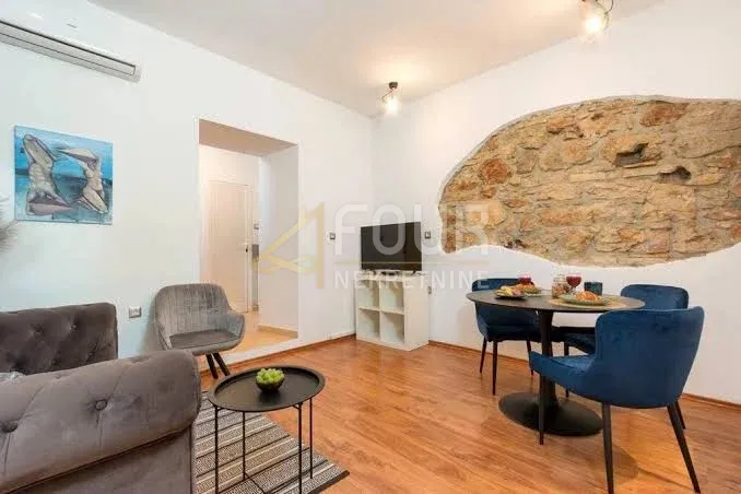 Istra, Pula, Centar, 1s+db, 39.49m2