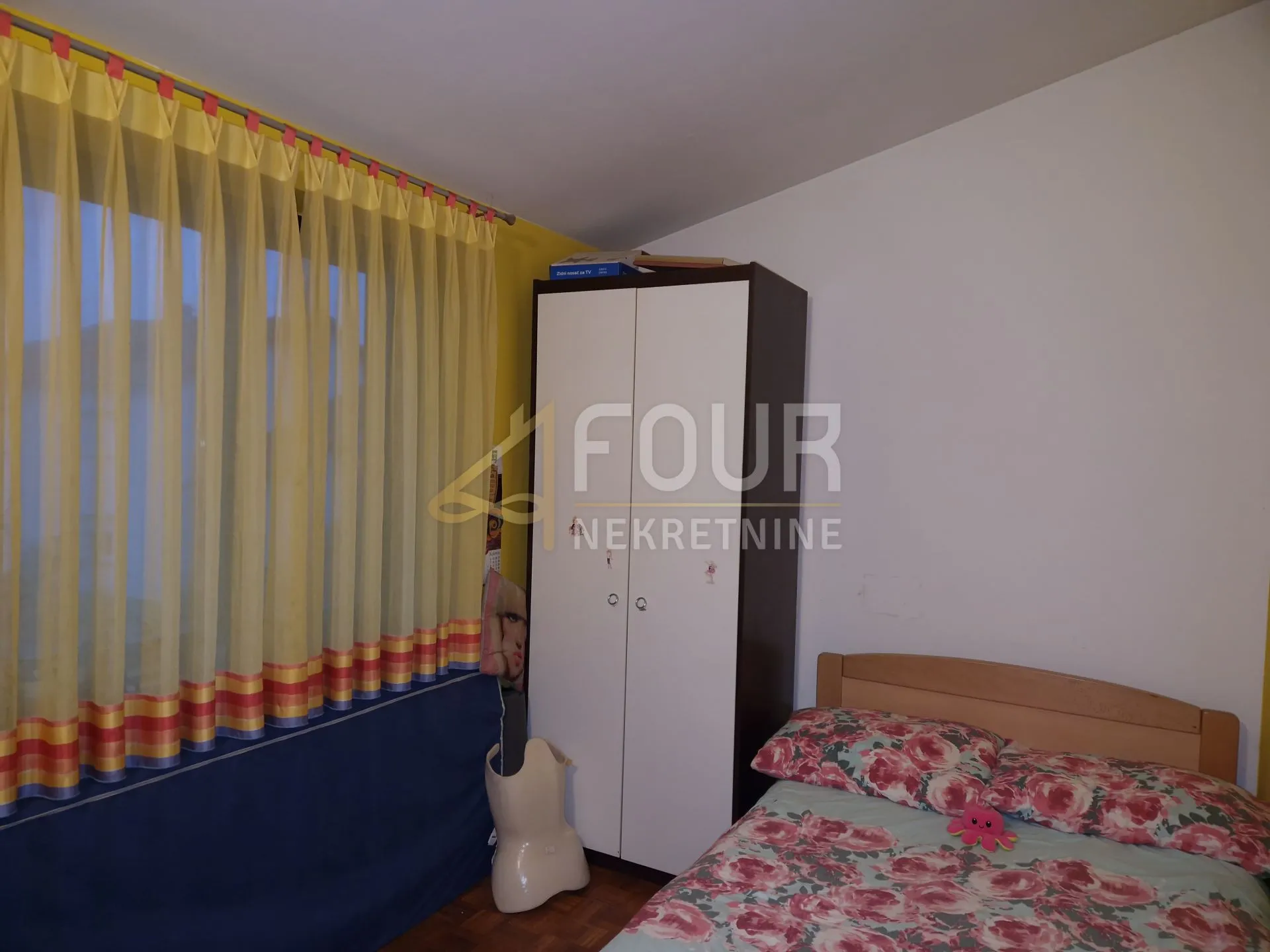 istra, fažana, kuća + 2 poslovna prostora + apartman - slika 18