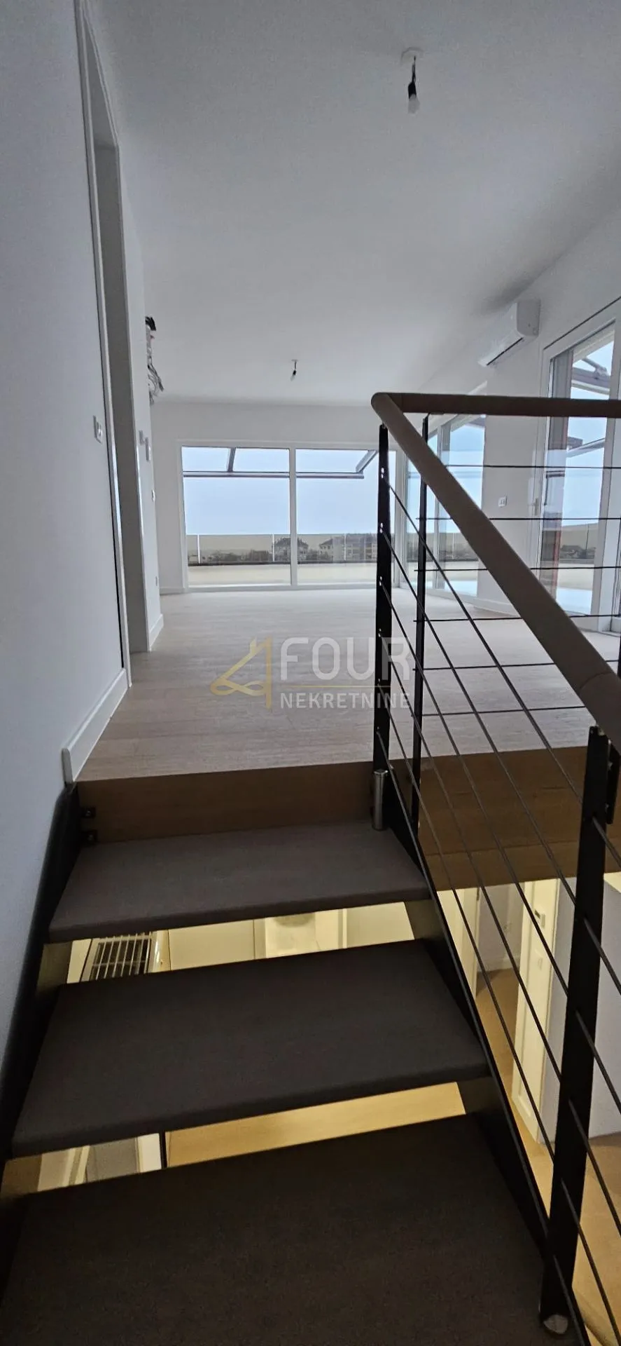 velika gorica, dvoetažni 3s+db, 141.91m2, terasa - slika 3