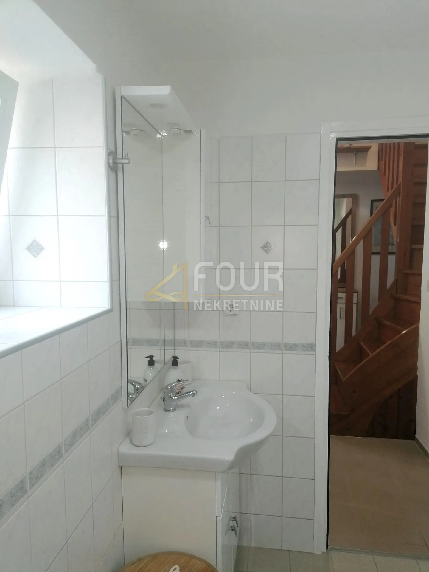 mali lošinj, unije, dvoetažni stan, 88.39m2, 3s+db, terasa - slika 12