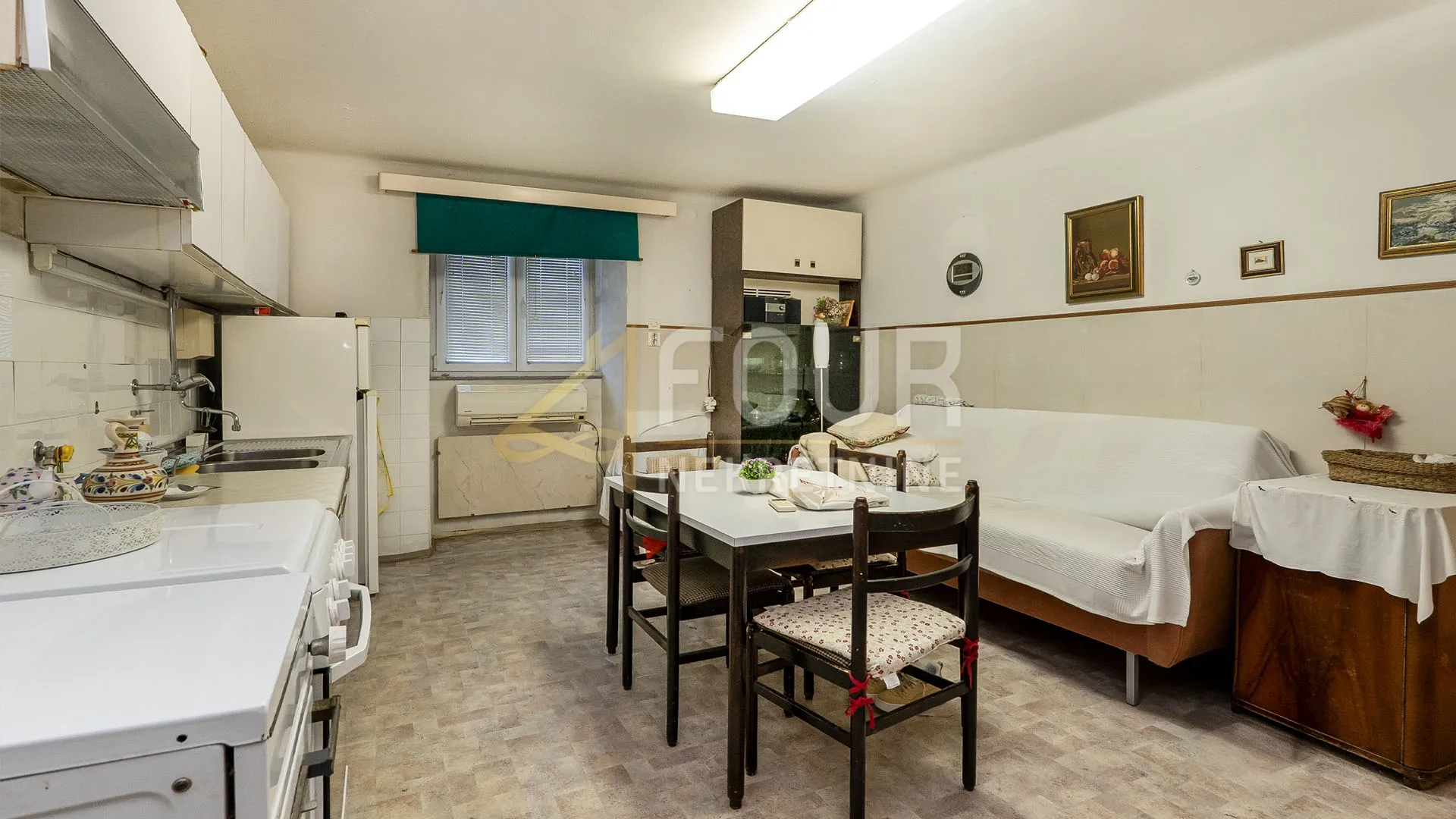 Rijeka, Bulevard, 3skl, 76.26m2, terasa, pogled na more