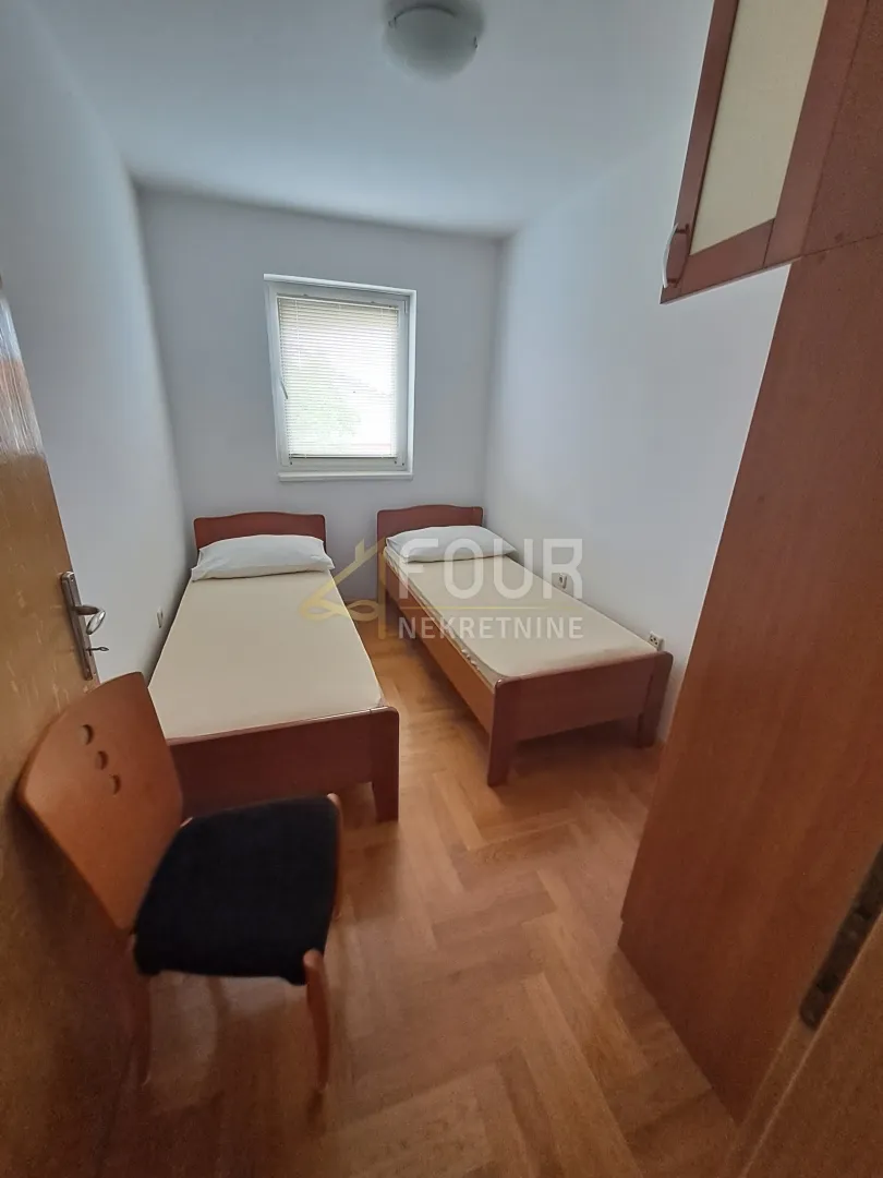 otok krk, malinska, 61m2, 2s+db, terasa - slika 9
