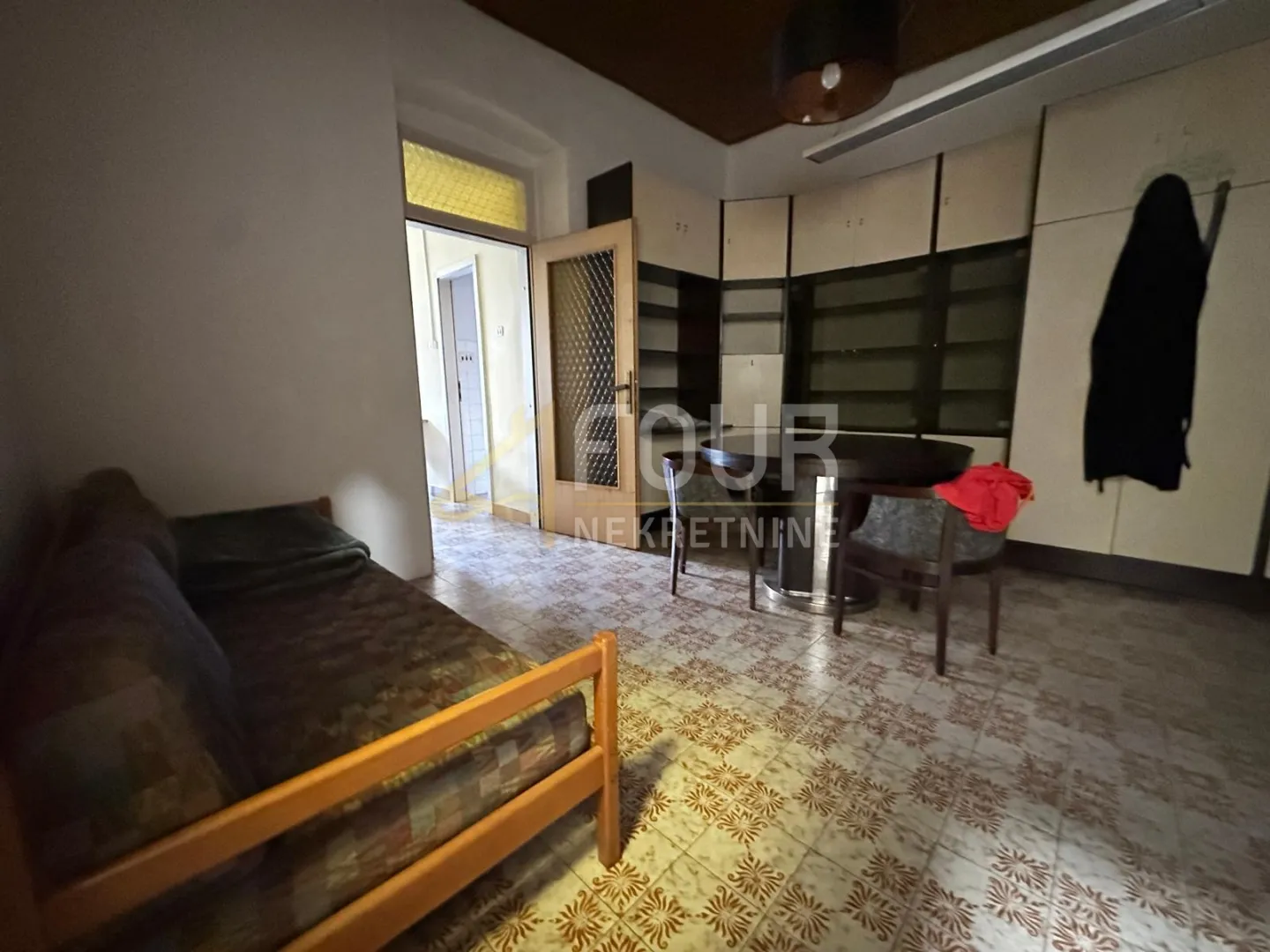 pula, monte zaro, dvije kuće - tri stambene jedinice, 251m2 - slika 16