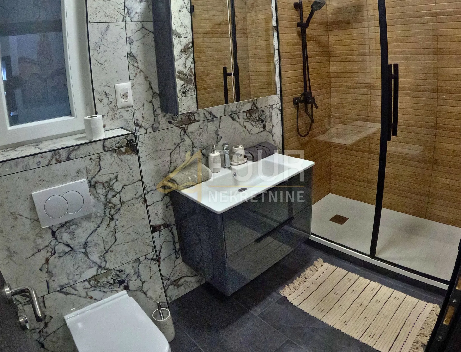 rijeka, širi centar, 98.48m2, 4s+db, balkon, adaptiran gospodski stan! - slika 16