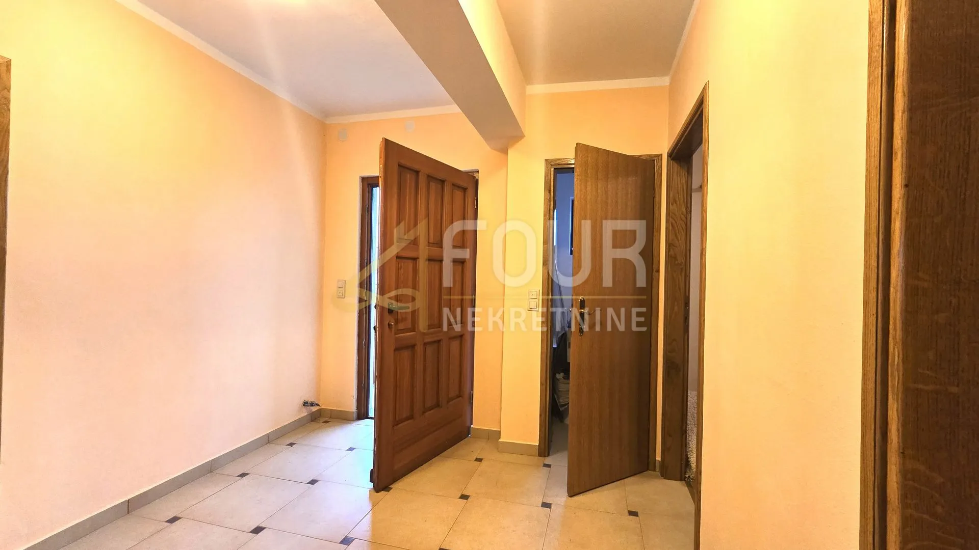 marinići, kuća poslovno-stambene namjene, 230m2 - slika 8