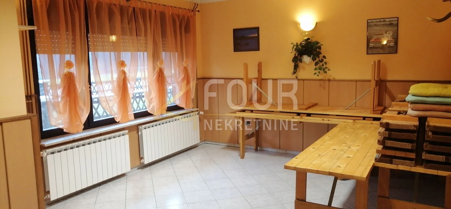 gorski kotar, brod na kupi, kuća 400m2 s velikom okućnicom - slika 2