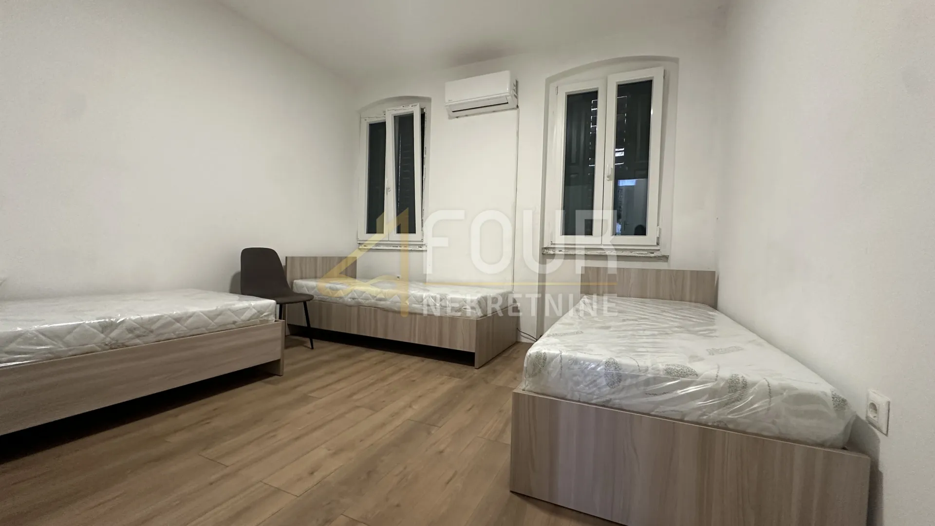najam, rijeka, mlaka, 3s+db, 70m2 - do 7 radnika - slika 7