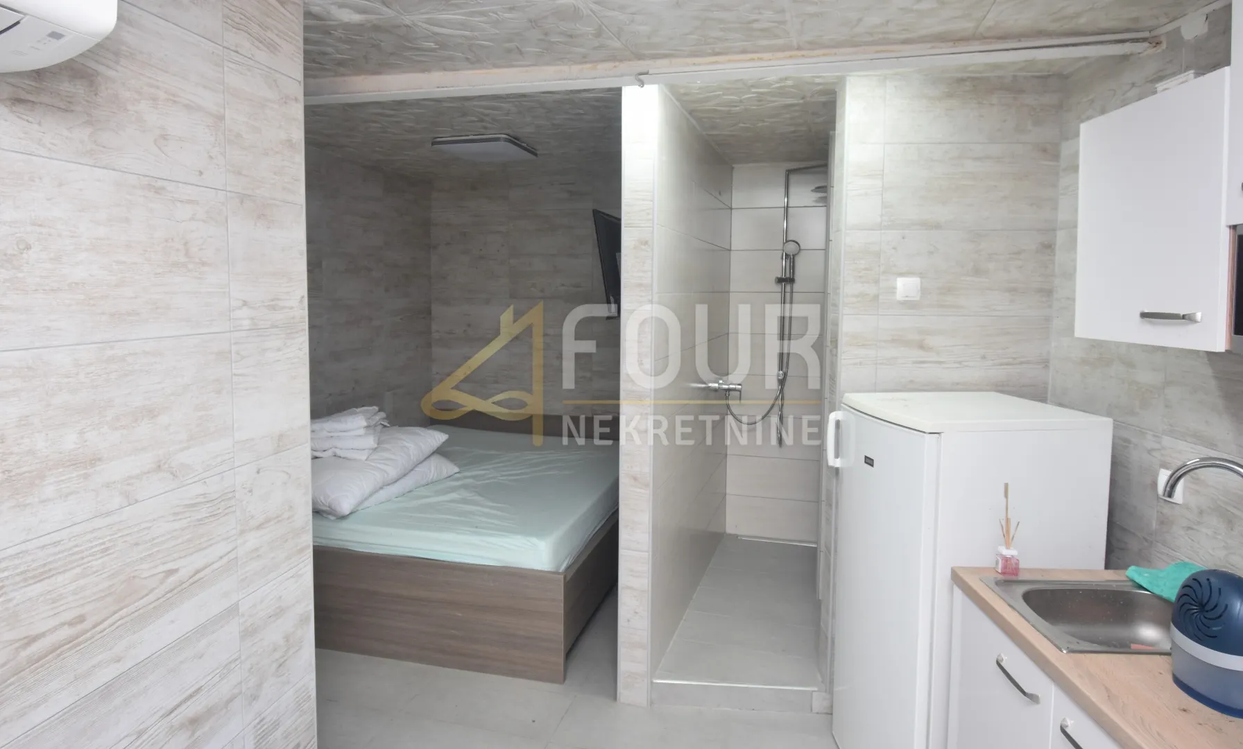 opatija, 70m2 - 3skl, terasa, dodatni studio apartman - slika 19
