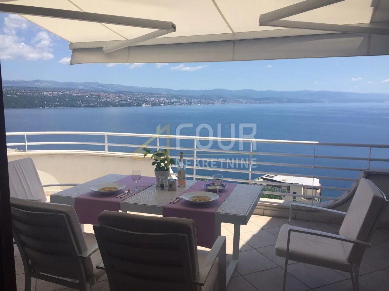 opatija, vila s 3 stana, otvoren pogled na more - slika 9