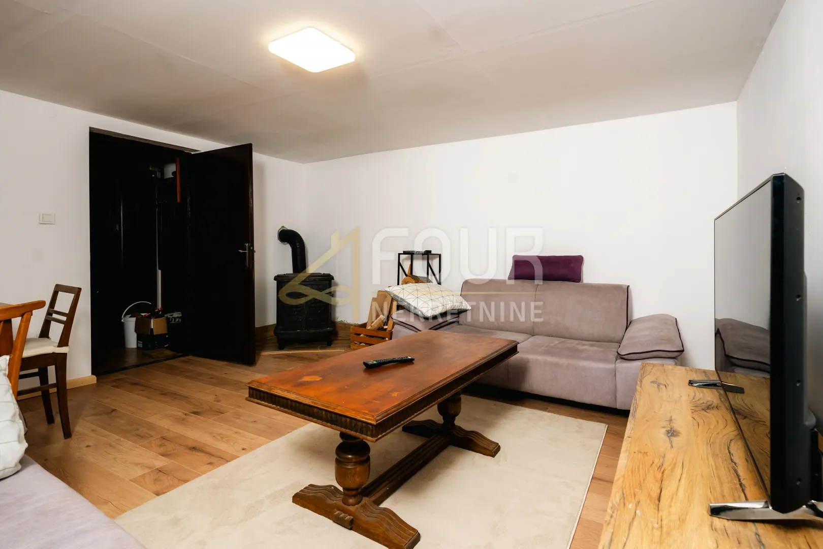 gorski kotar, mrkopalj, 200m2, samostojeća kuća - slika 27