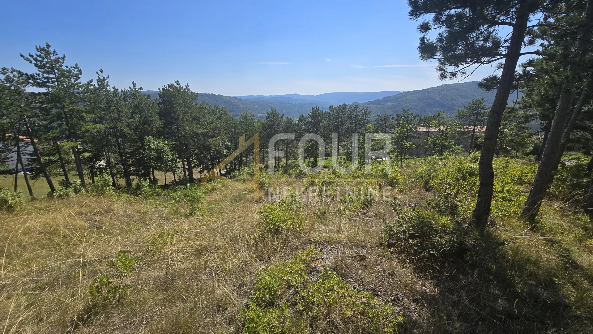 istra, buzet, 2.068m2 zemljište s projektom za modernu vilu s bazenom - slika 7