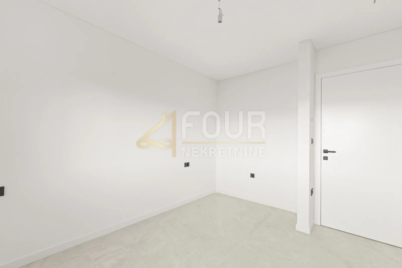 istra, poreč, moderna novogradnja, 153.35m2, 4s+db, krovna terasa - slika 16
