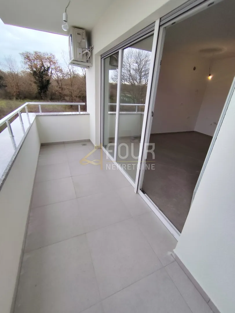 istra, medulin, novogradnja, 2s+db, balkon - slika 3