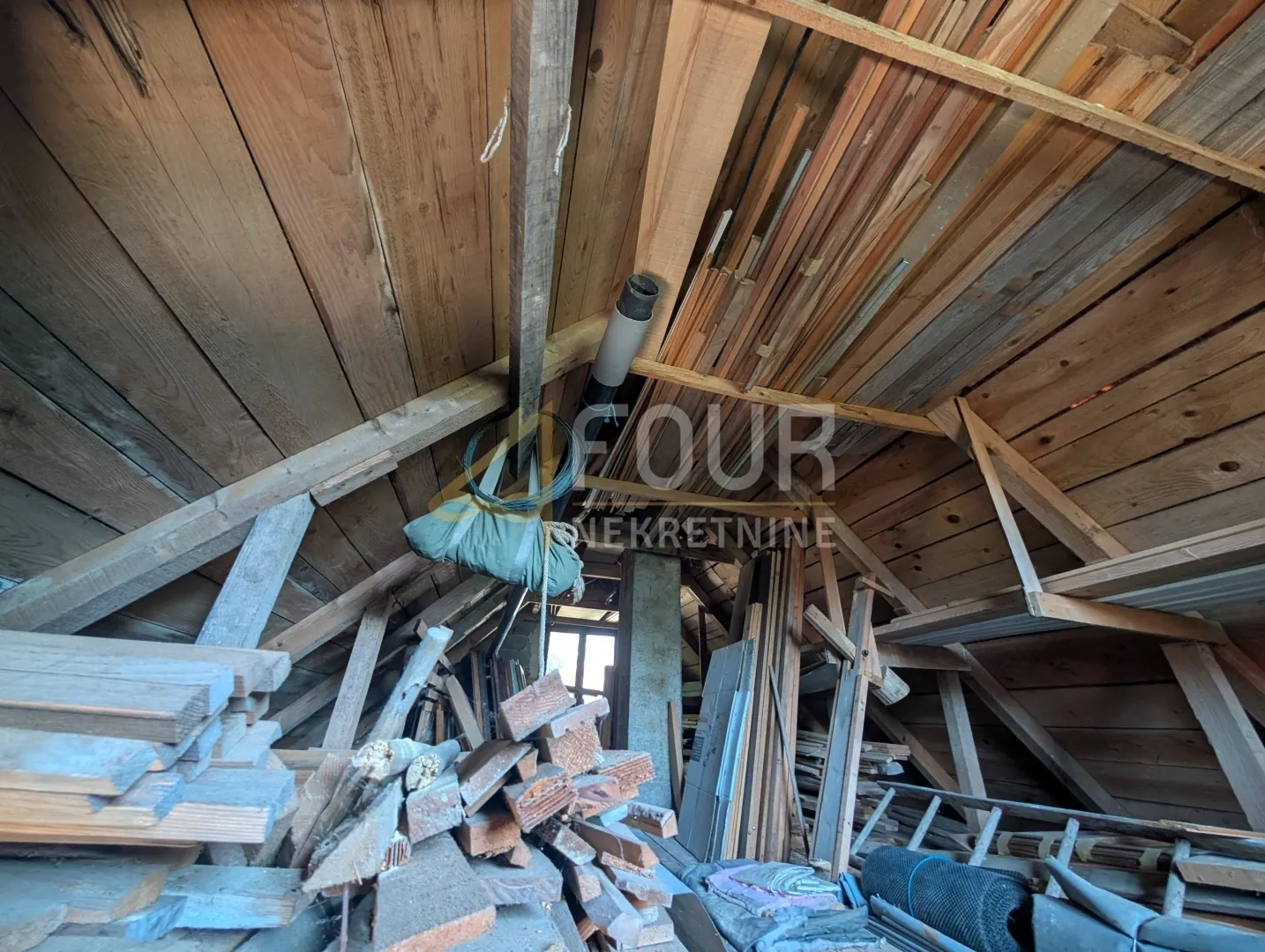 gorski kotar, lokve, gospodarska zgrada, 152.50m2 - slika 9