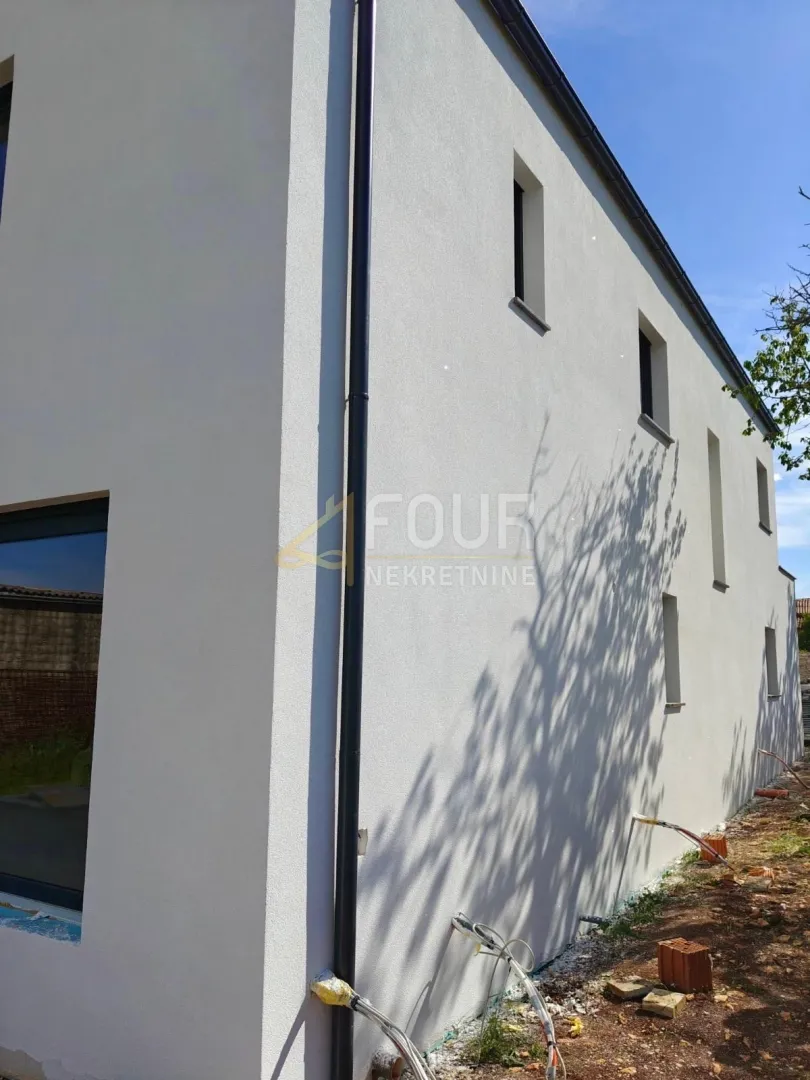 istra, svetvinčenat, novogradnja s bazenom, 160m2 - slika 9