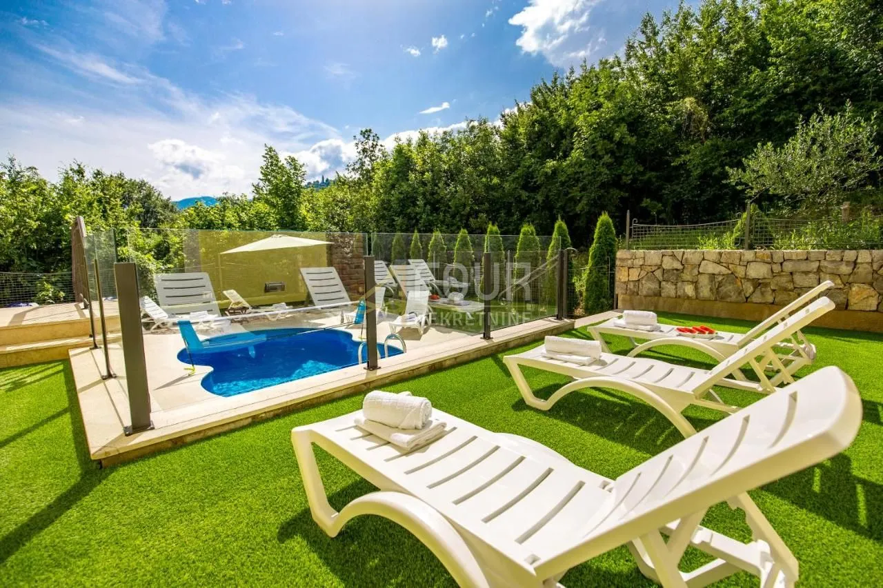 opatija, bregi, prekrasna vila s bazenom, jacuzziem, gostinjskom kućom, tavernom i ograđenom okućnicom - slika 4