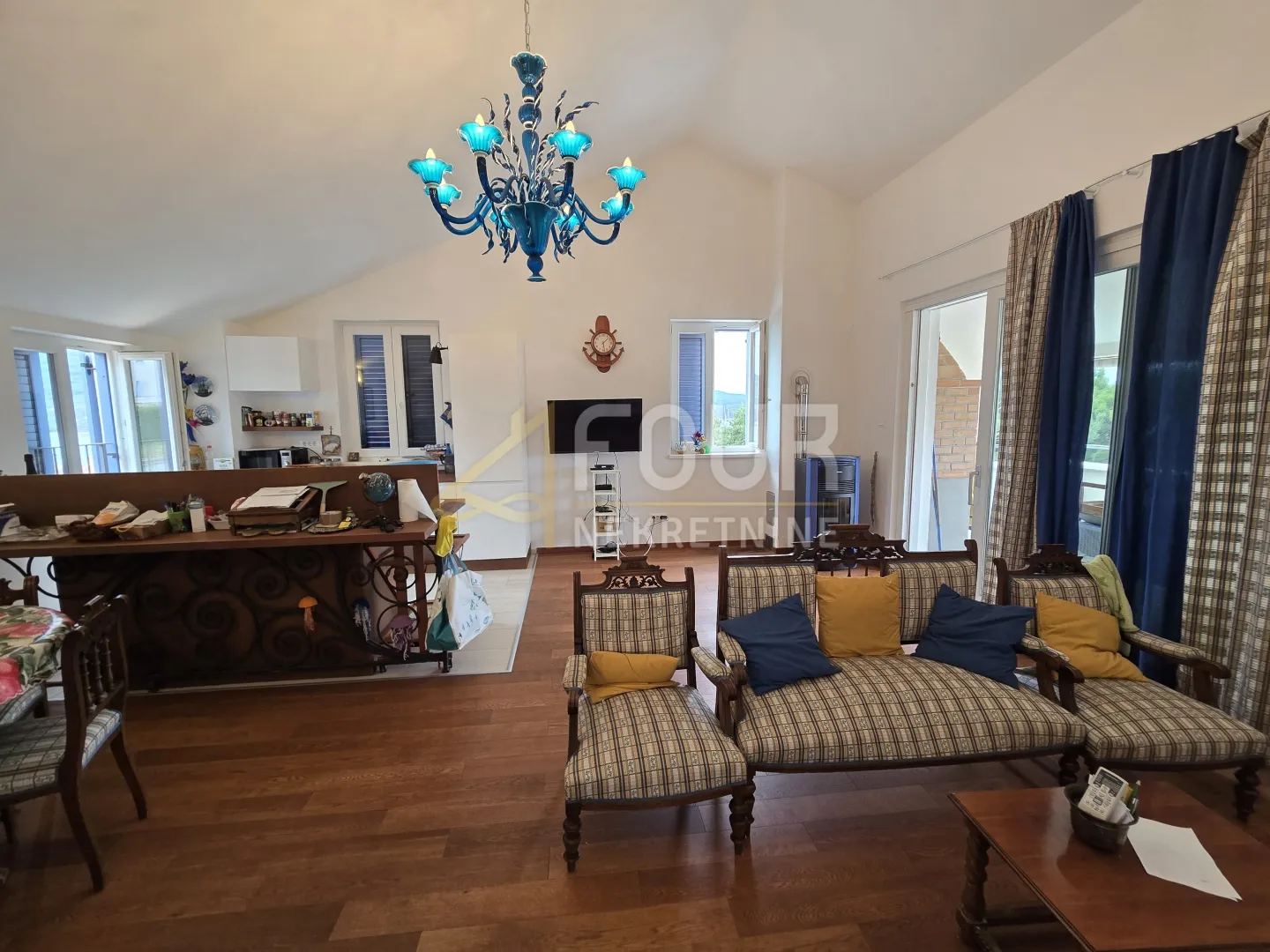 cres, 120.98m2, 2s+db, lođa, pogled na more - slika 3