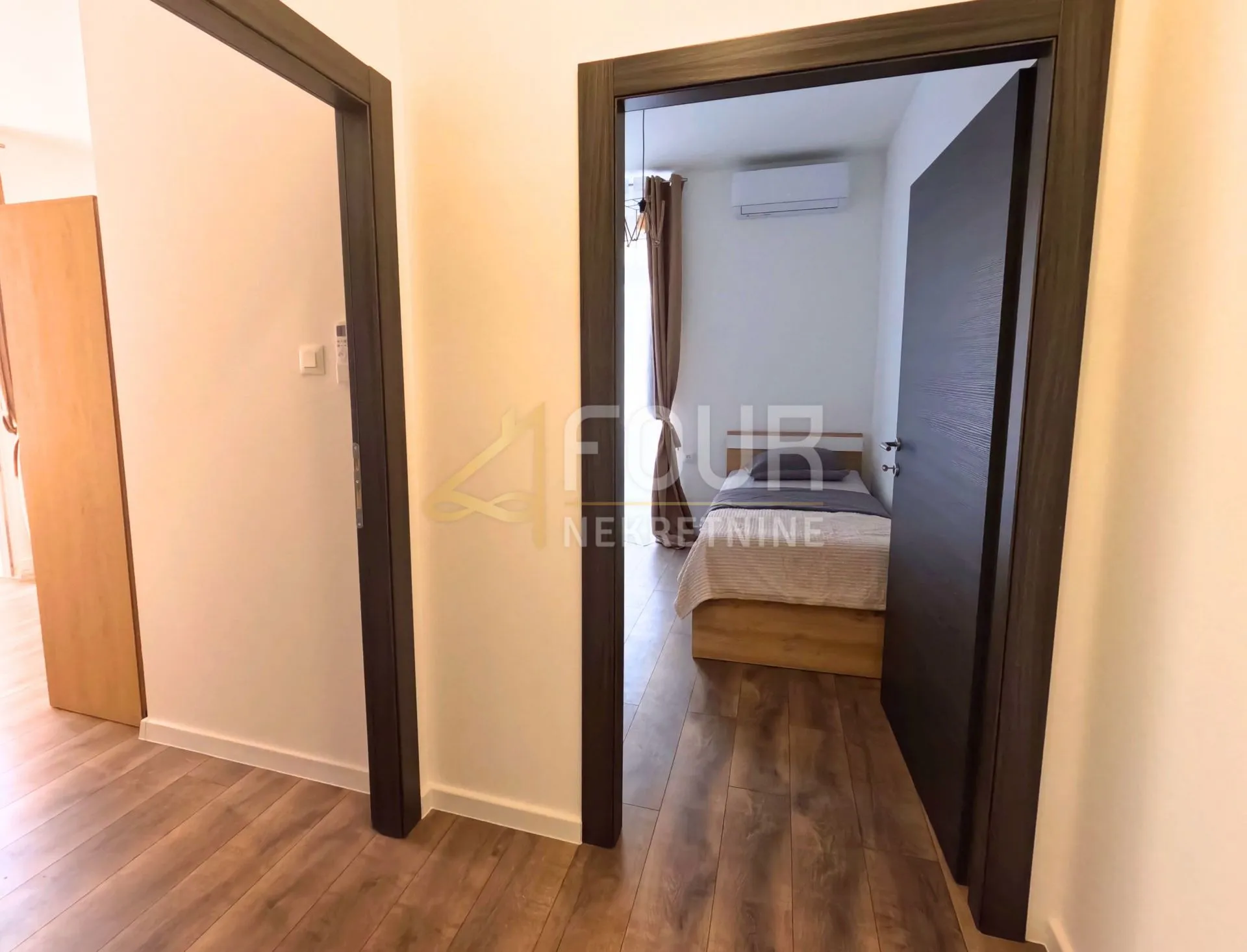 rijeka, širi centar, 98.48m2, 4s+db, balkon, adaptiran gospodski stan! - slika 15