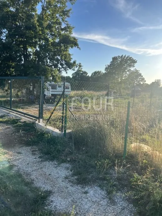 Istra, Ližnjan - okolica, poljoprivredno zemljište 535m2