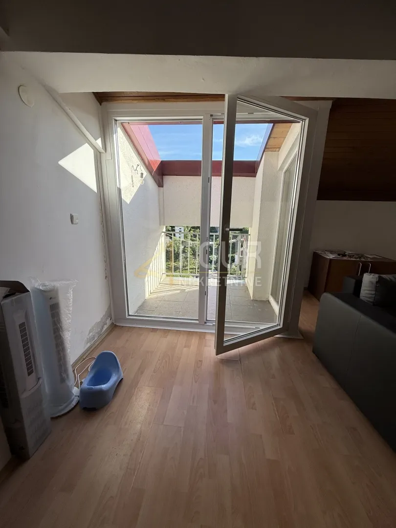 obrovac, 2s+db, 60m2, lođa - slika 3