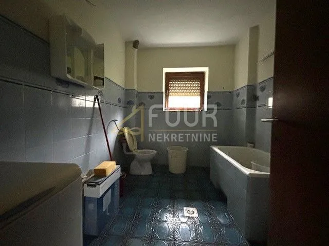 gorski kotar, brod moravice, samostojeća kuća, 300m2 - slika 6