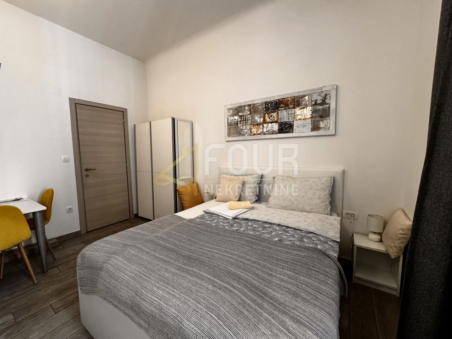 rijeka, centar, 166.49m2, u naravi 5 apartmana - slika 19