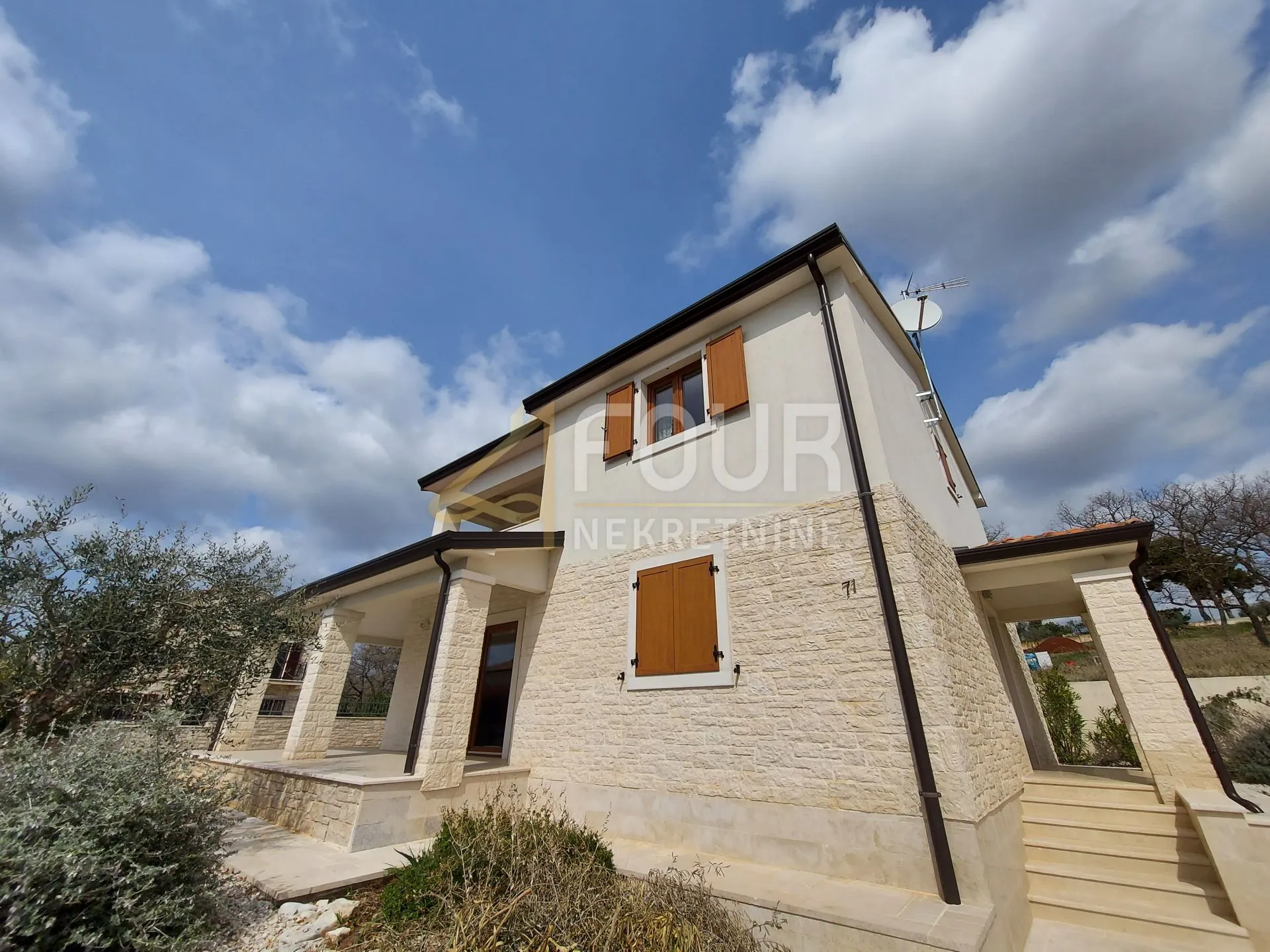 Istra, Kaštelir, vila na mirnoj lokaciji - Kaštelir, Kaštelir - Labinci