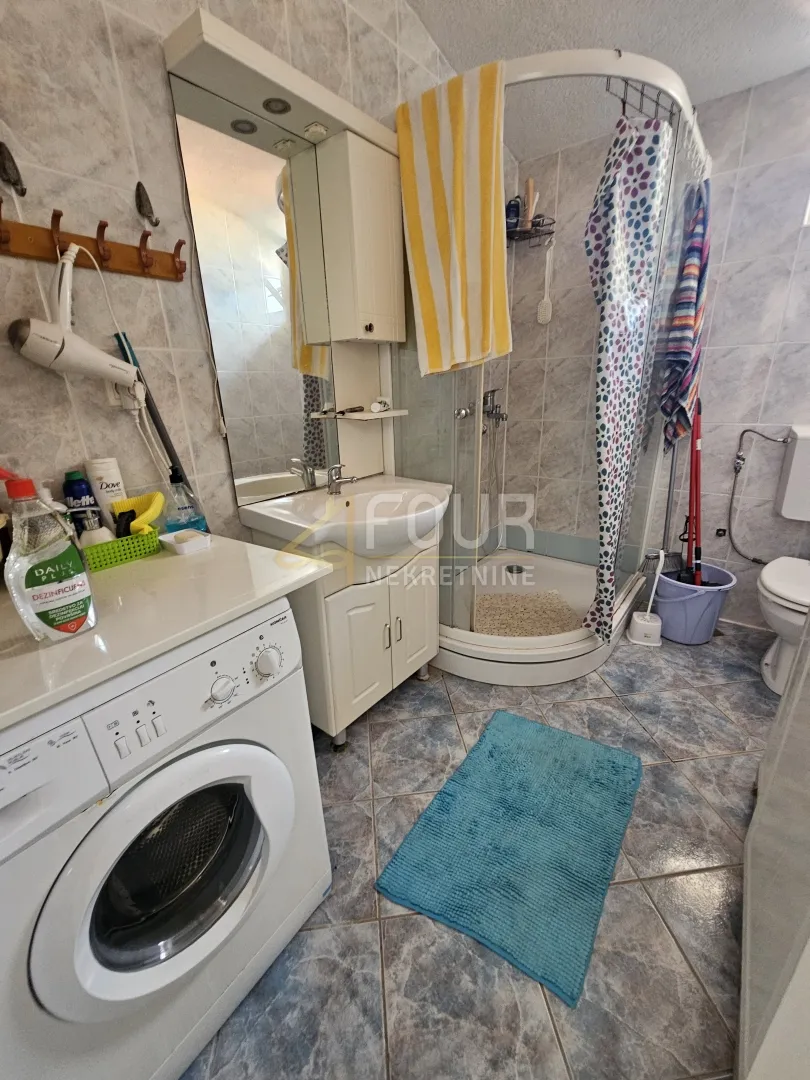 dalmacija, novigrad, 1s+db, 43.33m2, prvi red do mora - slika 9