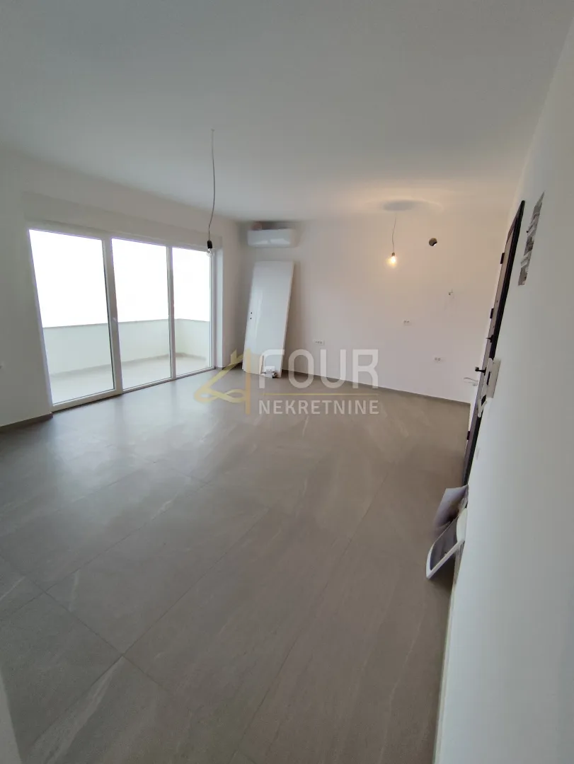 istra, medulin, novogradnja, 2s+db, balkon - slika 2