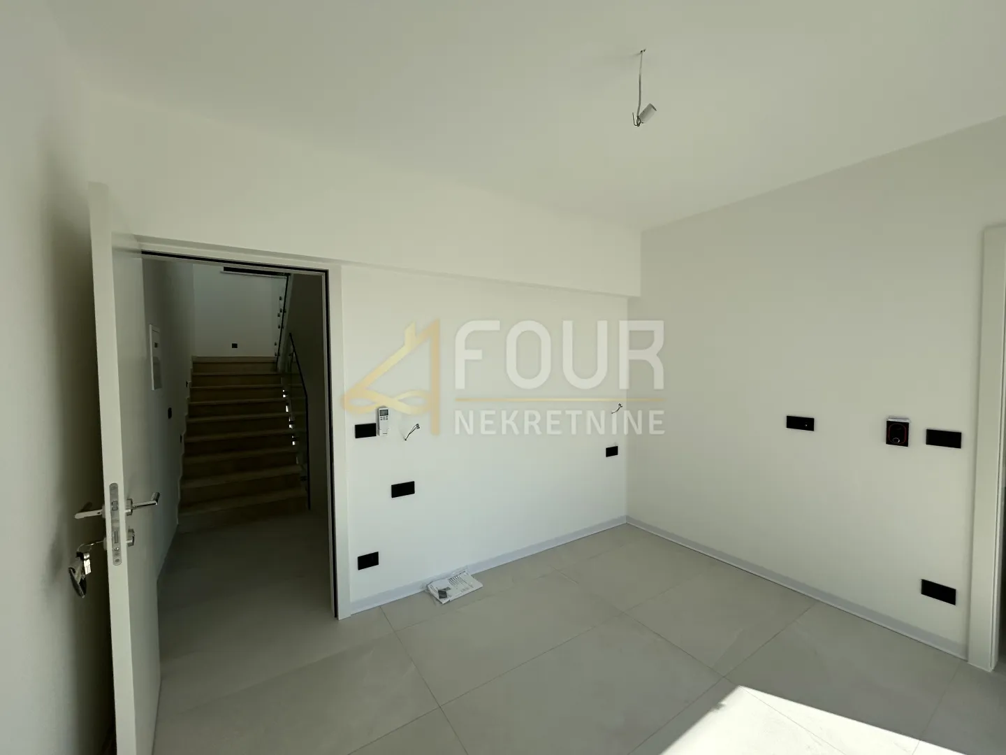 istra, poreč, 3s+db s bazenom - novogradnja - slika 14