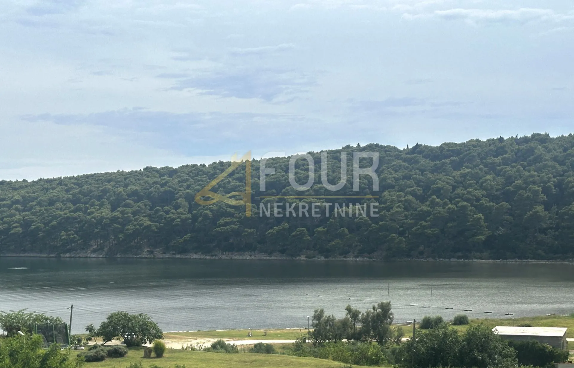 otok rab, kampor, stan u novogradnji, 100m2, 2s+db, pogled na more - slika 12