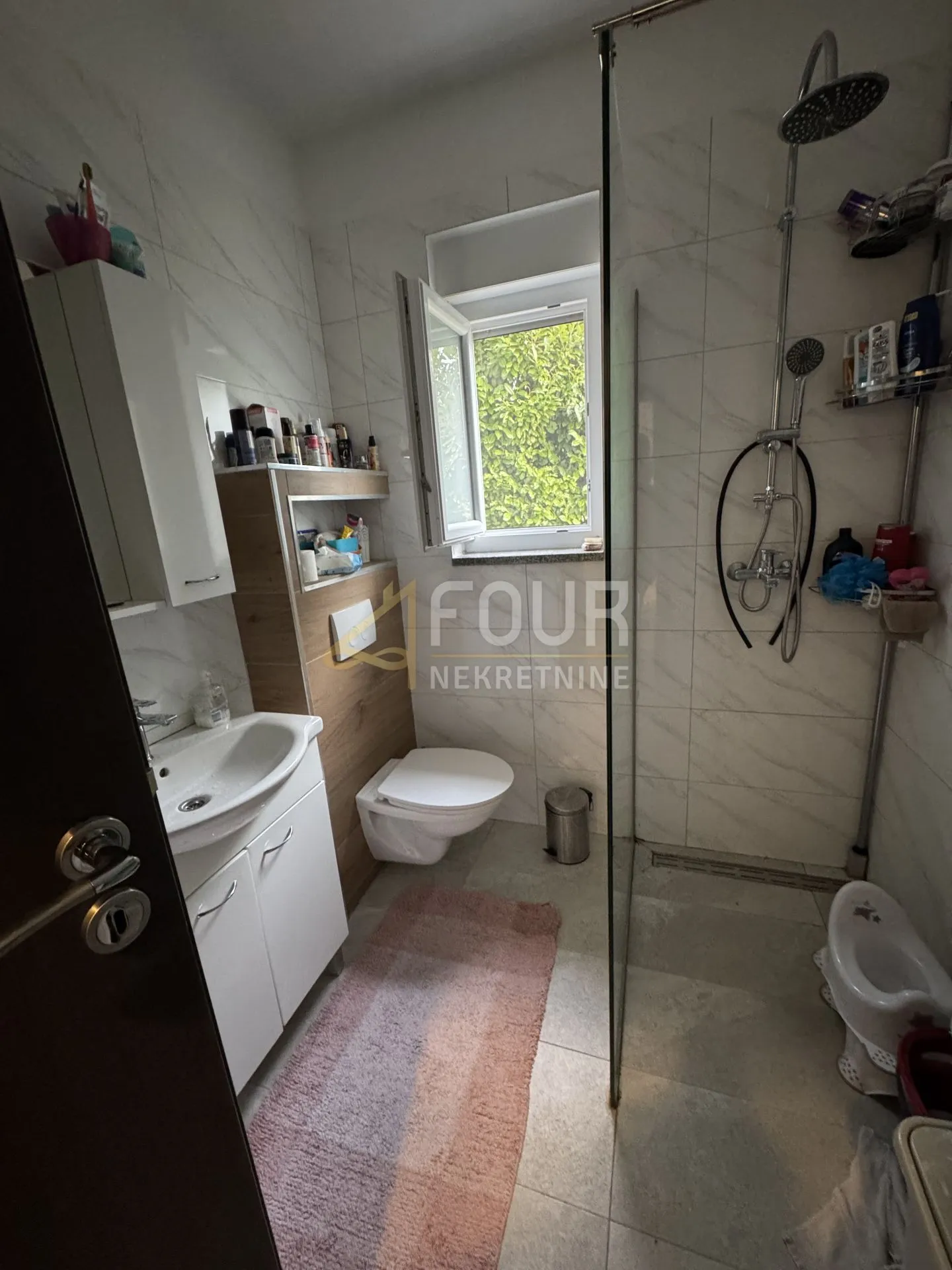 viškovo, 60.01m2, 2s+db, lođa, pogled na more - slika 10