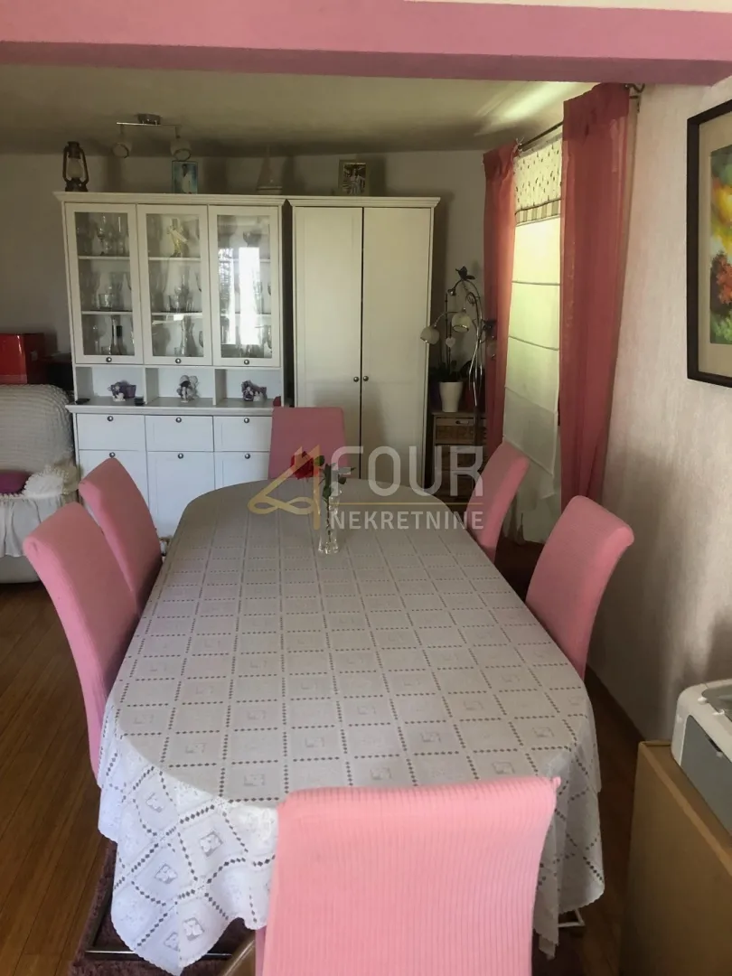 otok cres, valun, kuća s 2 stana, 180m2 - slika 6