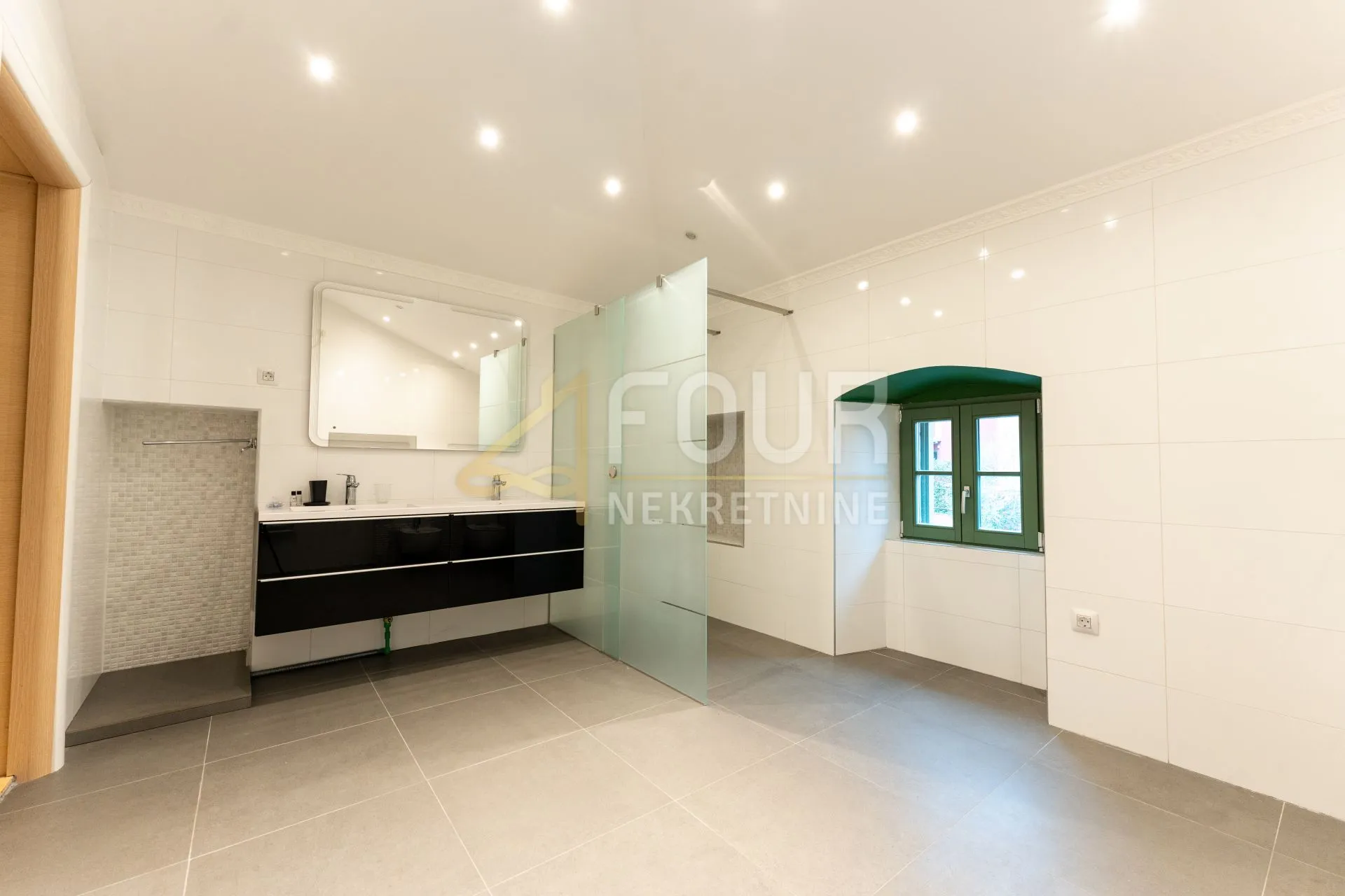 opatija, 135m2, 2s+db, balkon, vrt, pogled na more - slika 19