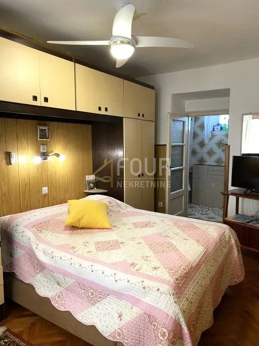 crikvenica - centar, kuća u neposrednoj blizini mora i plaže! - slika 2