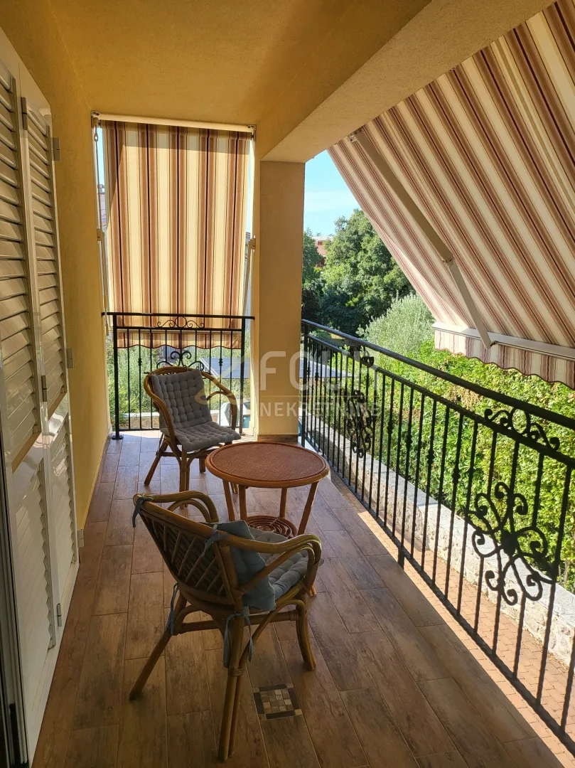 otok krk, 2s+db, 194.2m2, terasa, balkon, garaža - slika 28
