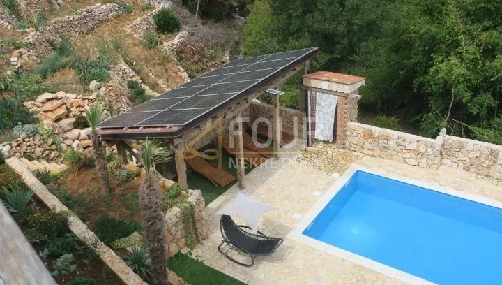 otok krk, okolica dobrinja, kuća s bazenom - slika 2